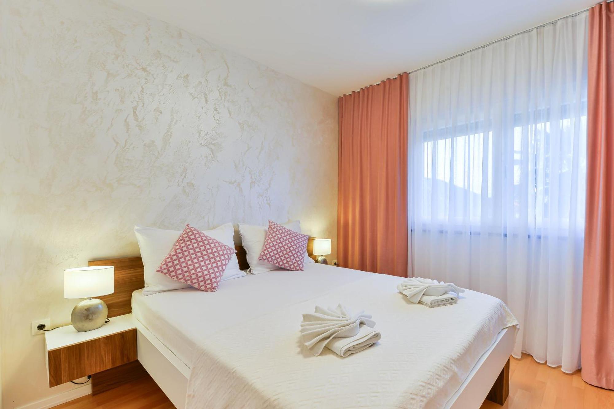 Apartments Laura 1 Privlaka  Luaran gambar