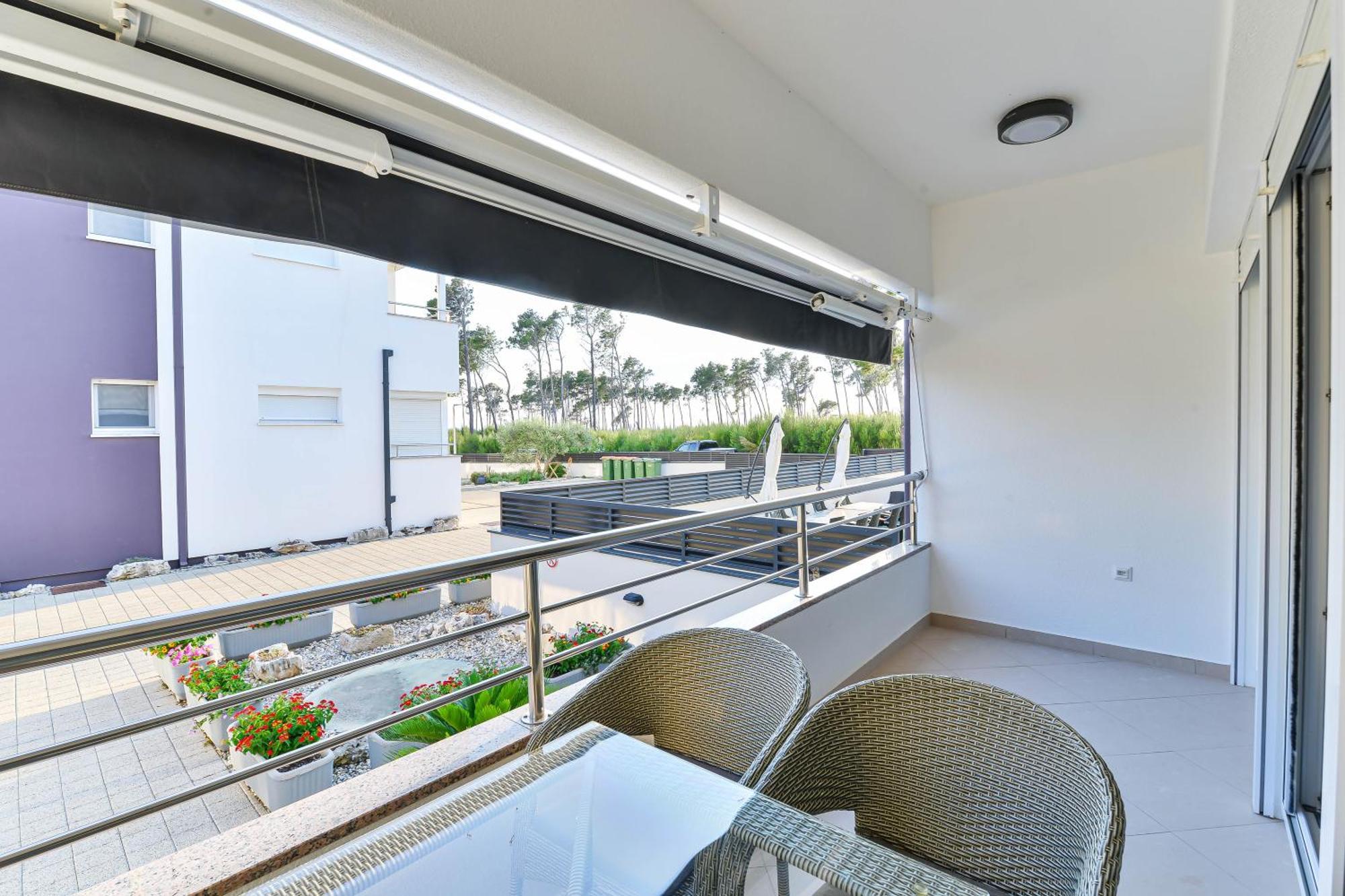 Apartments Laura 1 Privlaka  Luaran gambar
